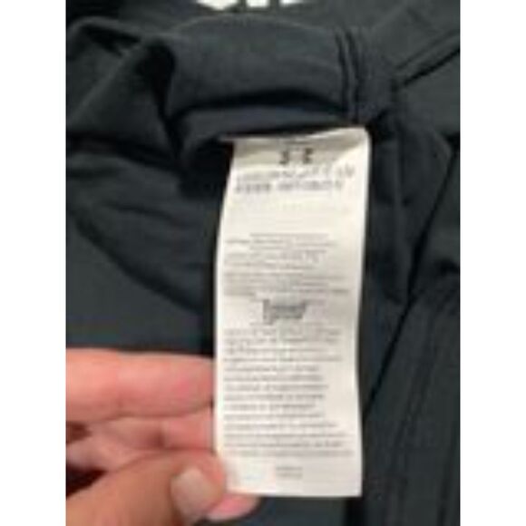 Men’s Large Shirt Under Armour Black Heat Gear Athletic Crewneck Short Sleeve - Picture 11 of 13